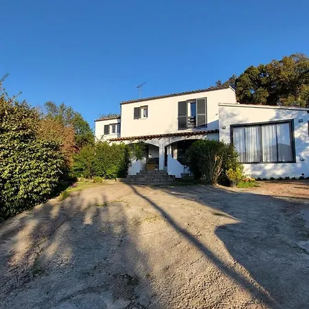 A Gravona Apartment *